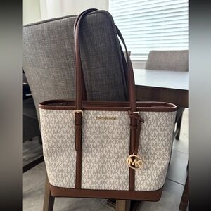 Michael Kors Tan and Cream Signature Shoulder Bag